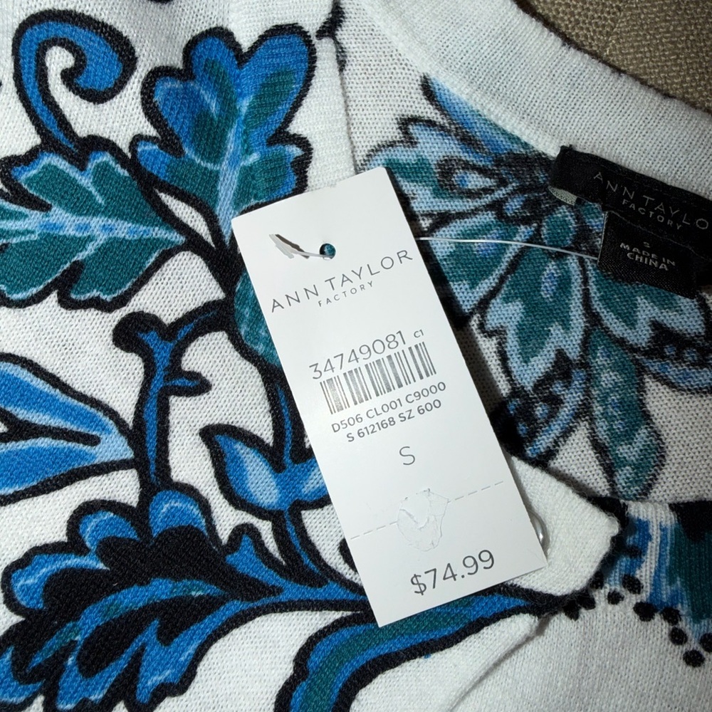 Ann Taylor Cardigan Sweater, NWT - Picture 6 of 8